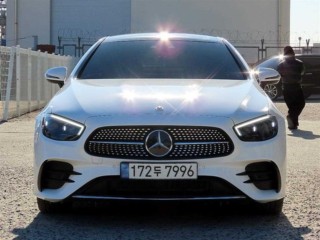 벤츠 E 클래스 E-클래스 W213 E300d 4MATIC 쿠페