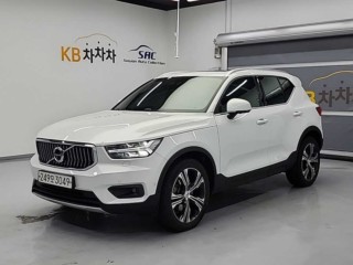 볼보 XC40 T4 4WD 인스크립션