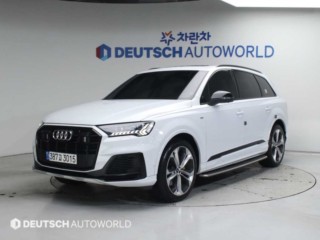 아우디 Q7 Q7 (4M) 55 TFSI 콰트로 프리미엄