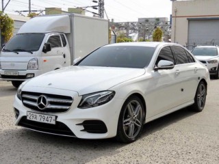 벤츠 E 클래스 E-클래스 W213 E300 AMG LINE