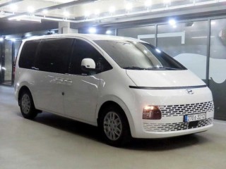 현대 스타리아 4WD 디젤 투어러 모던