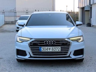 아우디 A6 A6 (C8) 45 TFSI 콰트로 프리미엄