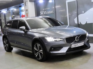 볼보 V60 V60 크로스 컨트리 2세대 2.0 T5 프로 AWD